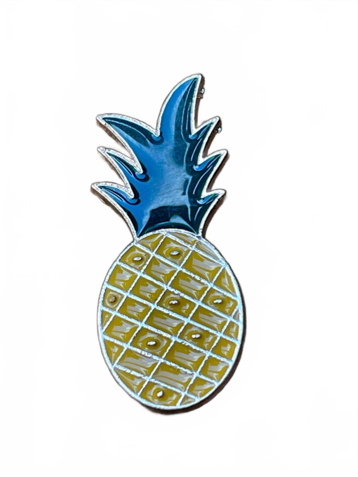kawaii-cute-pineapple-enamel-pin