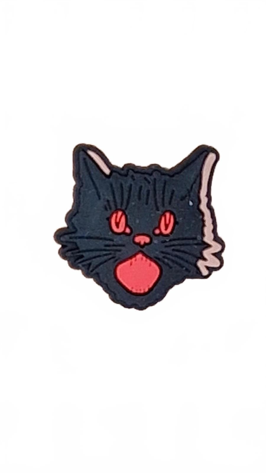 screaming-black-cat-with-red-eyes-shoe-charm